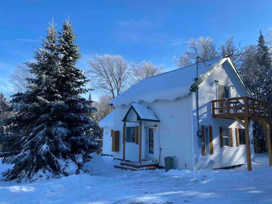 Le Jazz- Chalet Rustique/Chic Avec Spa Notre-Dame-Des-Bois Dış mekan fotoğraf