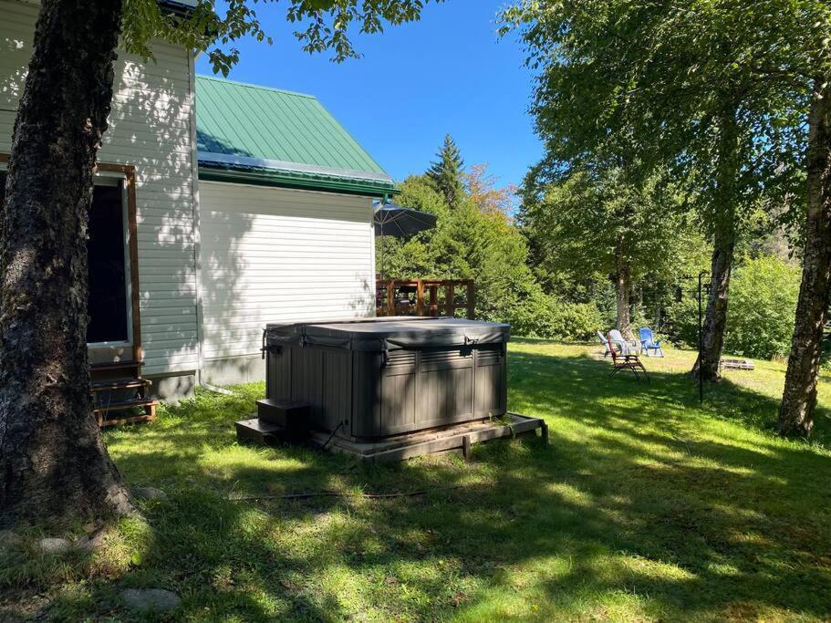 Le Jazz- Chalet Rustique/Chic Avec Spa Notre-Dame-Des-Bois Dış mekan fotoğraf